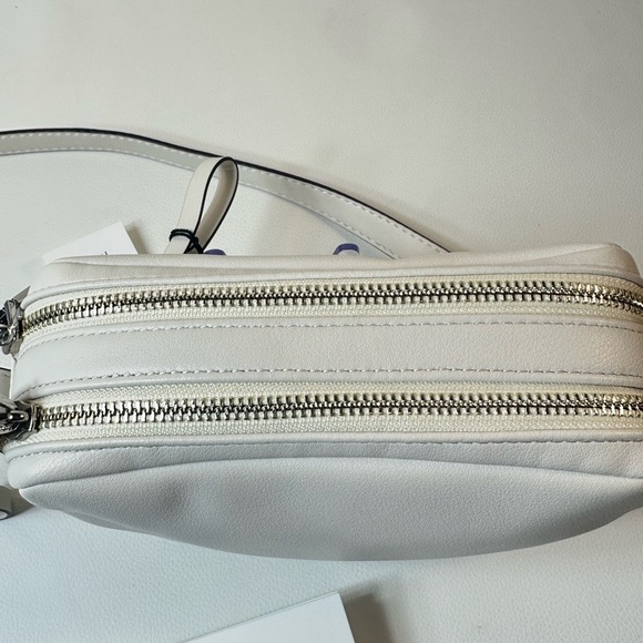 NEW PROENZA SHOULER WATTS LEATHER CAMERA BAG OFF WHITE/BLACK - Picture 13 of 13